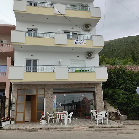 Center *